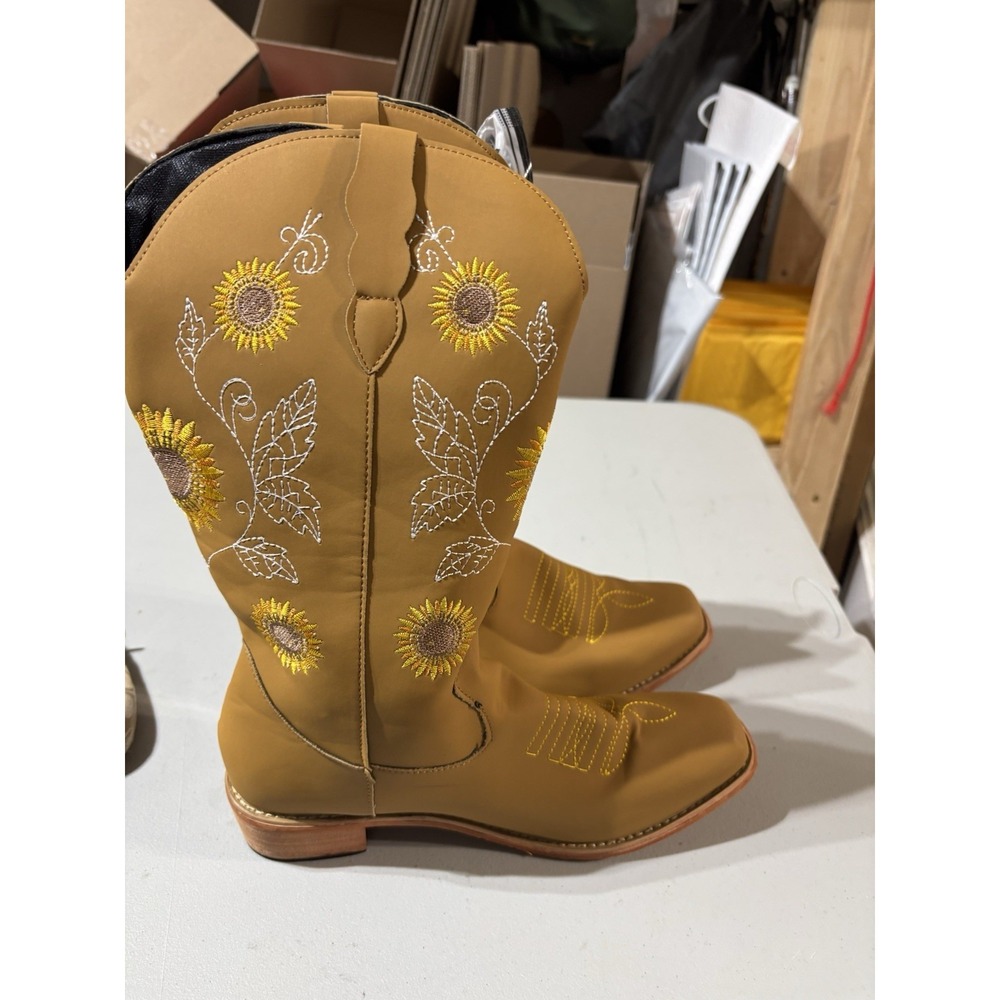 NEW‎ fashion Sunflower 🌻 Cowboy boots! Size 9/41